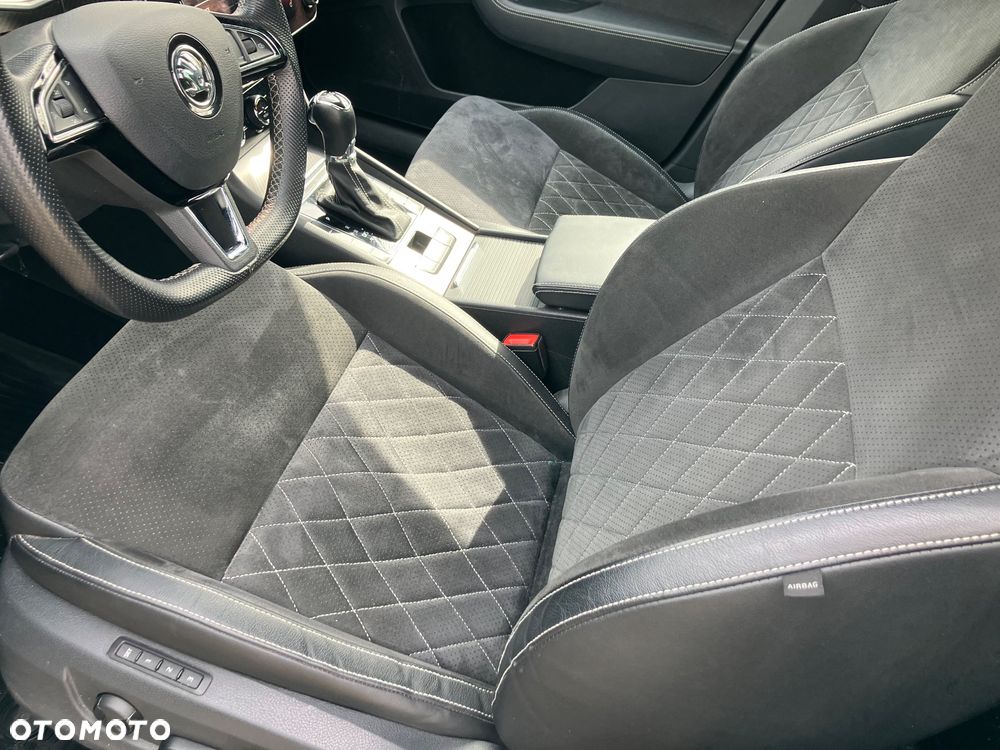 Skoda Superb 2.0 TDI SCR Sportline DSG - 11