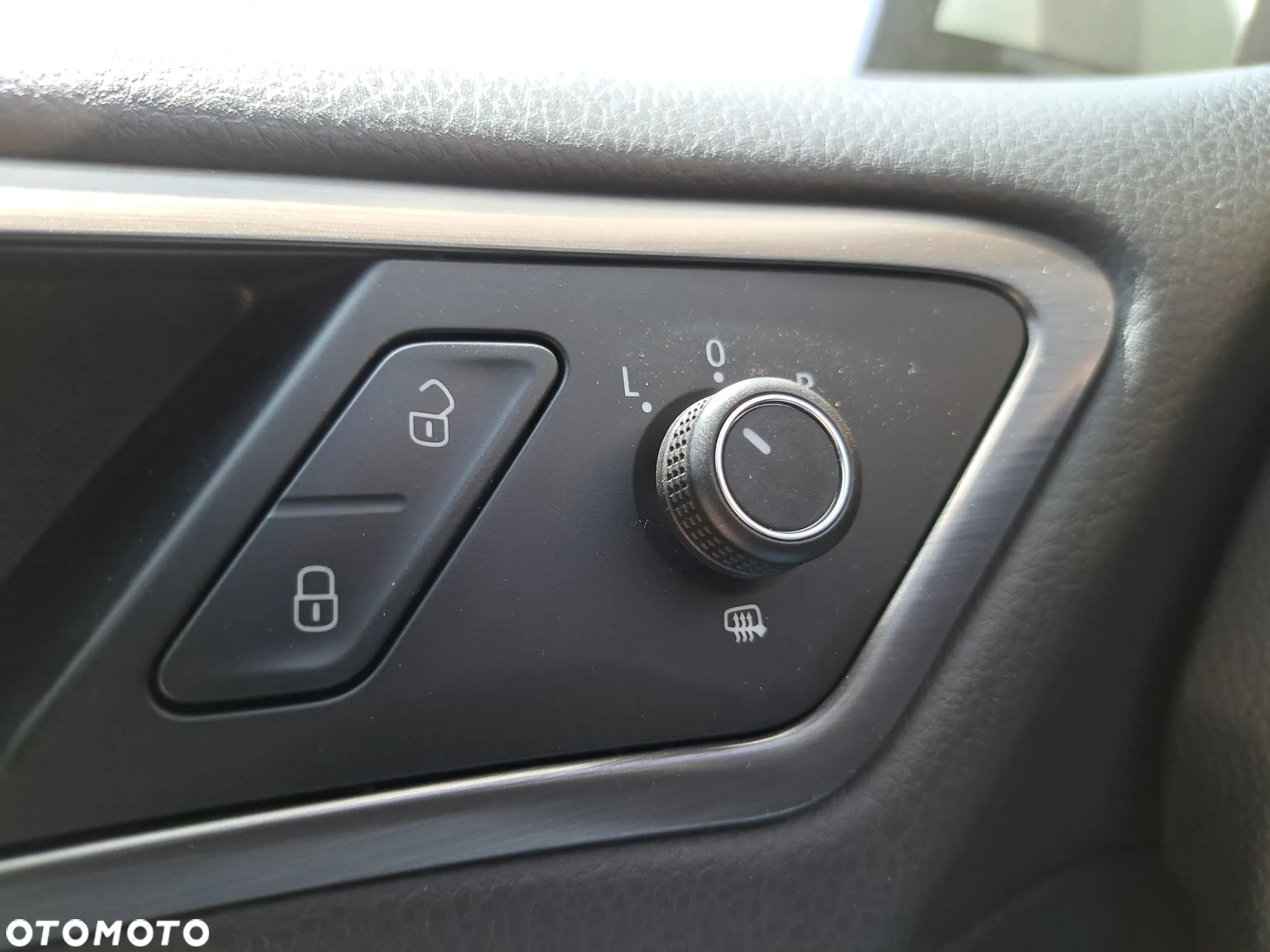 Volkswagen Golf VII 1.6 TDI BMT Comfortline - 15