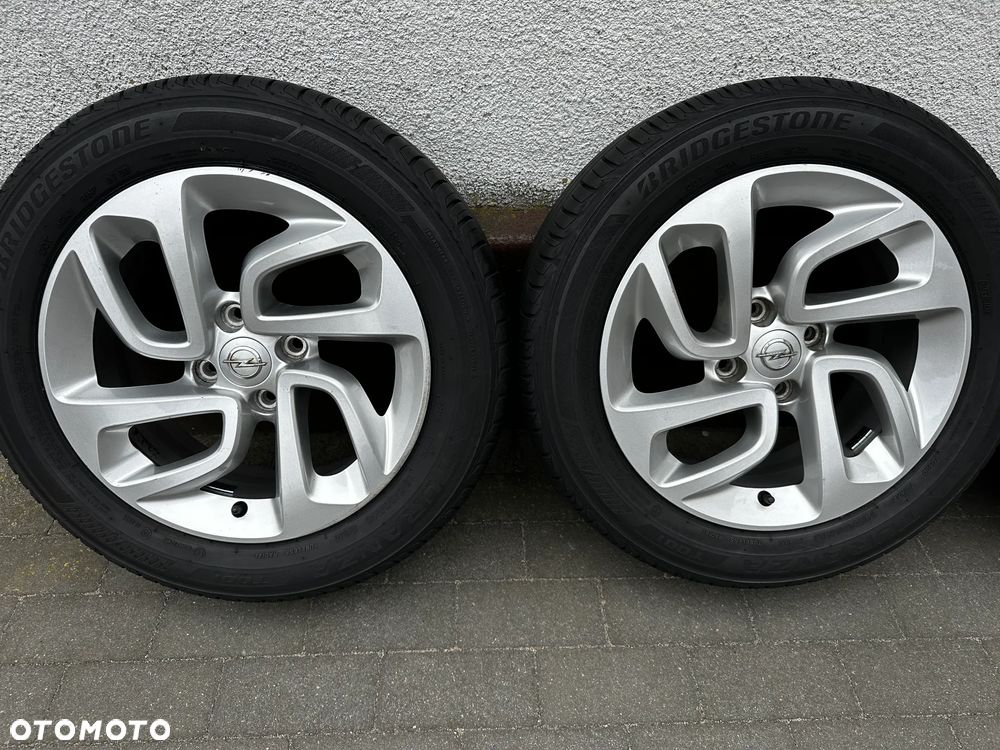 195 60 16 / 4x108 / OPEL Crossland PEUGEOT 207 208 2008 308 GT CITROEN DS3 C3 C4 / BRIDGESTONE - 3