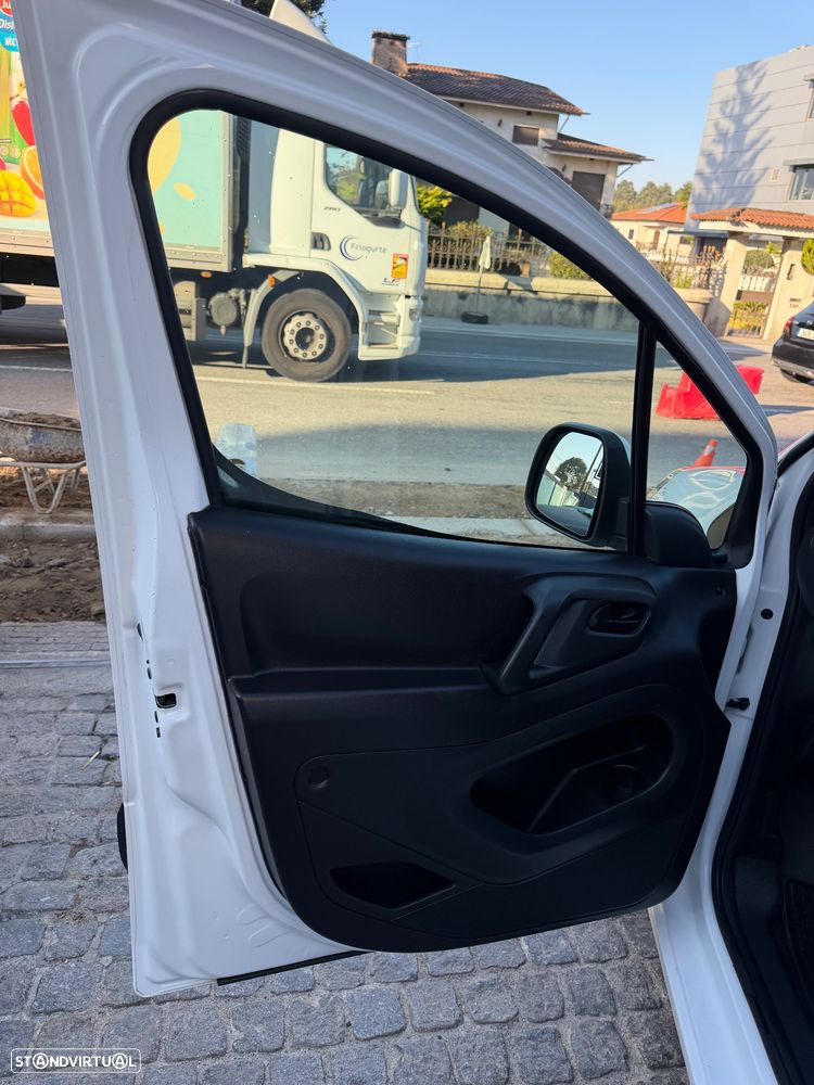 Citroën BERLINGO 1.6 BlueHDi - 19