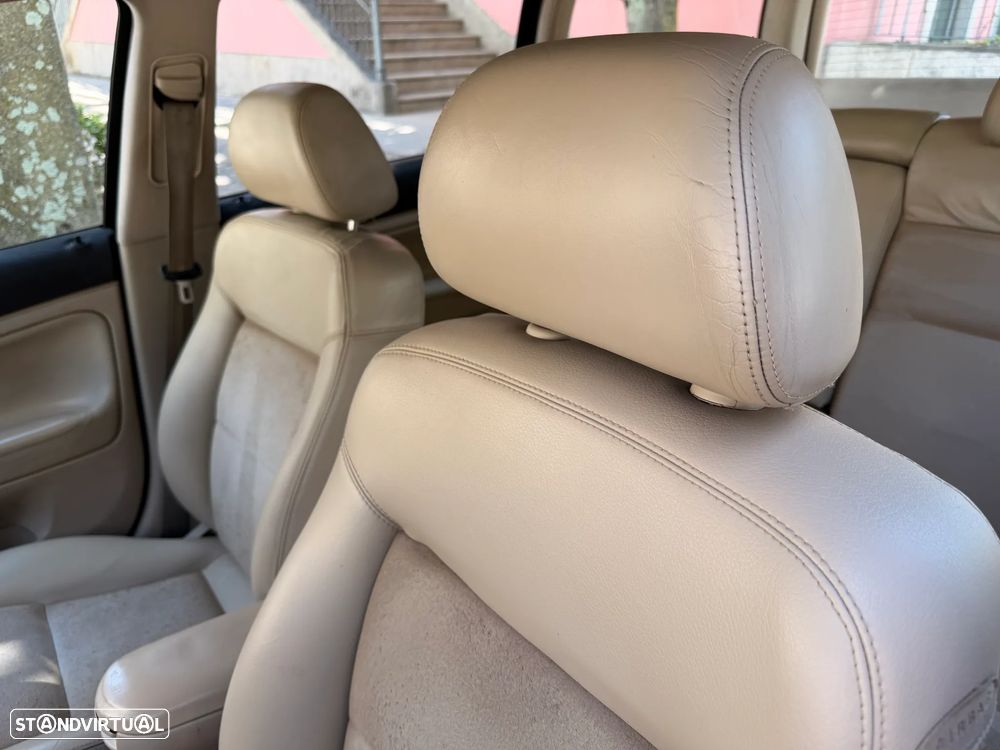 VW Passat Variant 1.9 GT TDI - 11