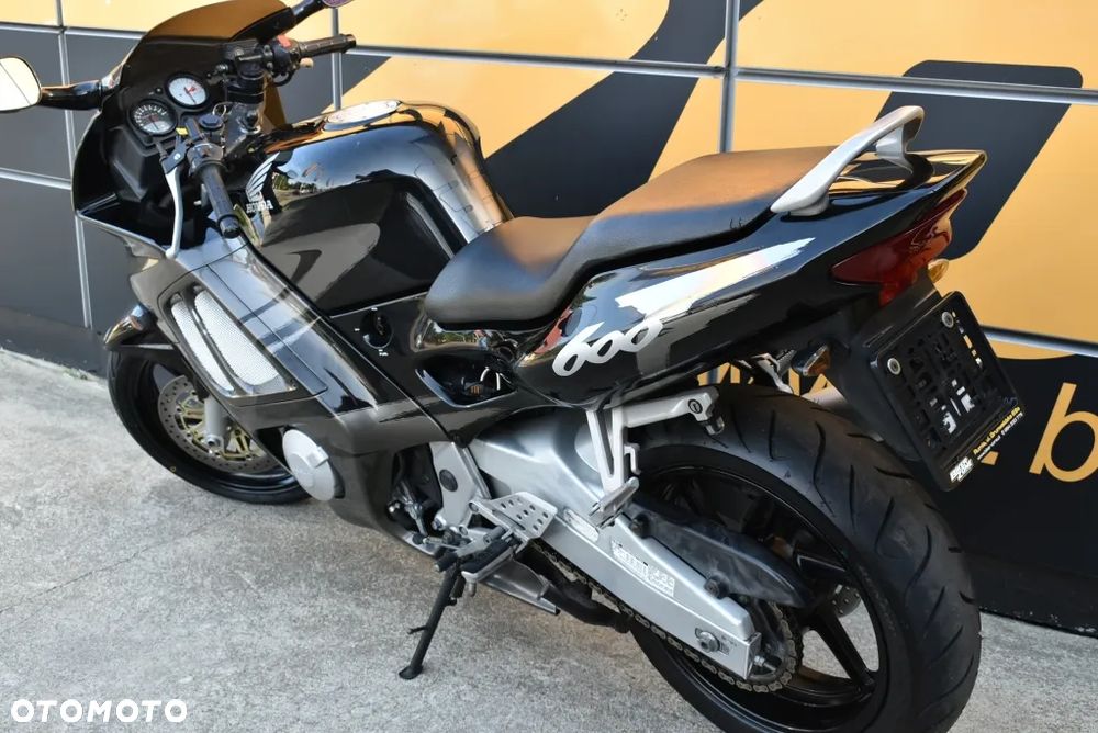 Honda CBR - 15
