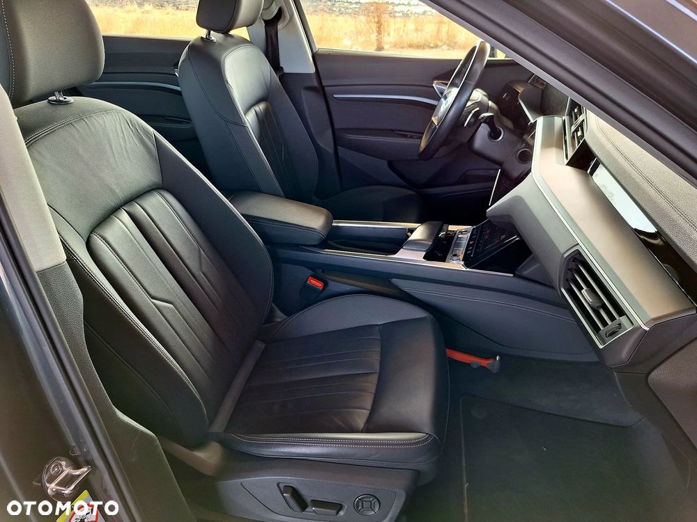 Audi e-tron 55 Quattro Advanced - 27