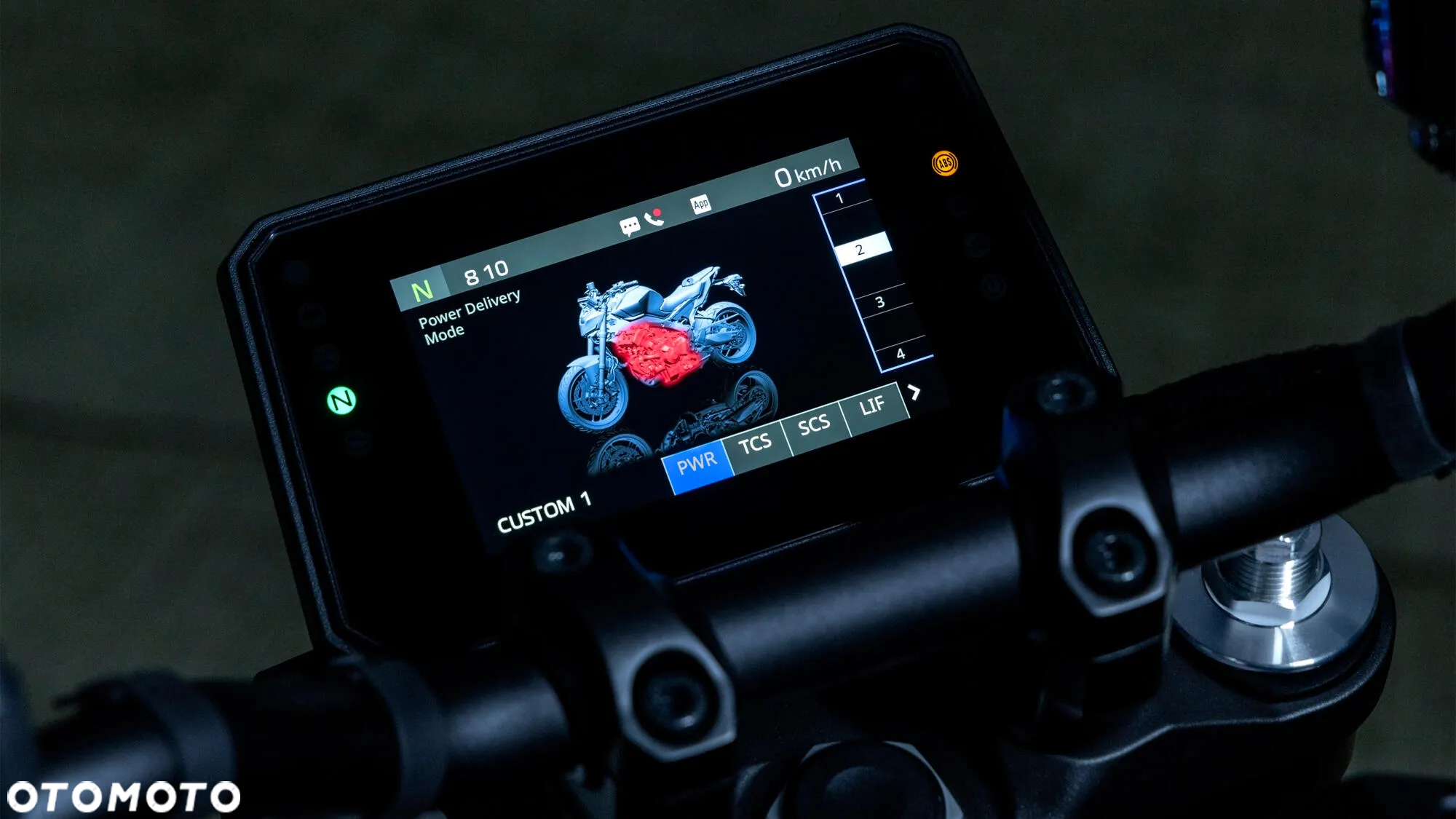 Yamaha MT - 6