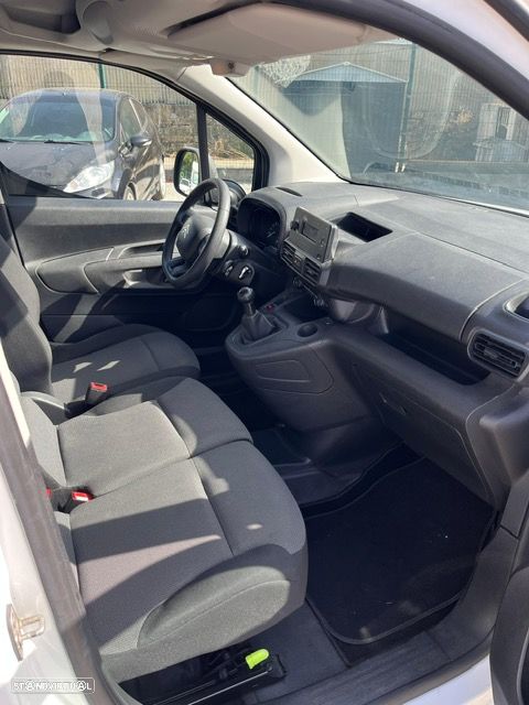 Citroën BERLINGO - 9