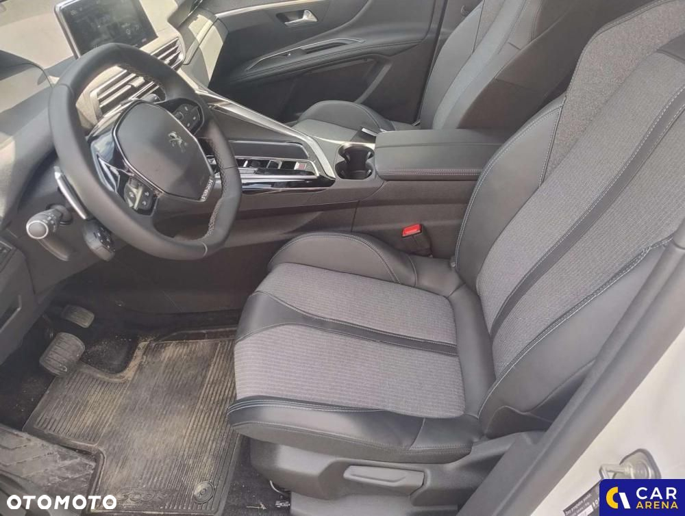 Peugeot 3008 - 18