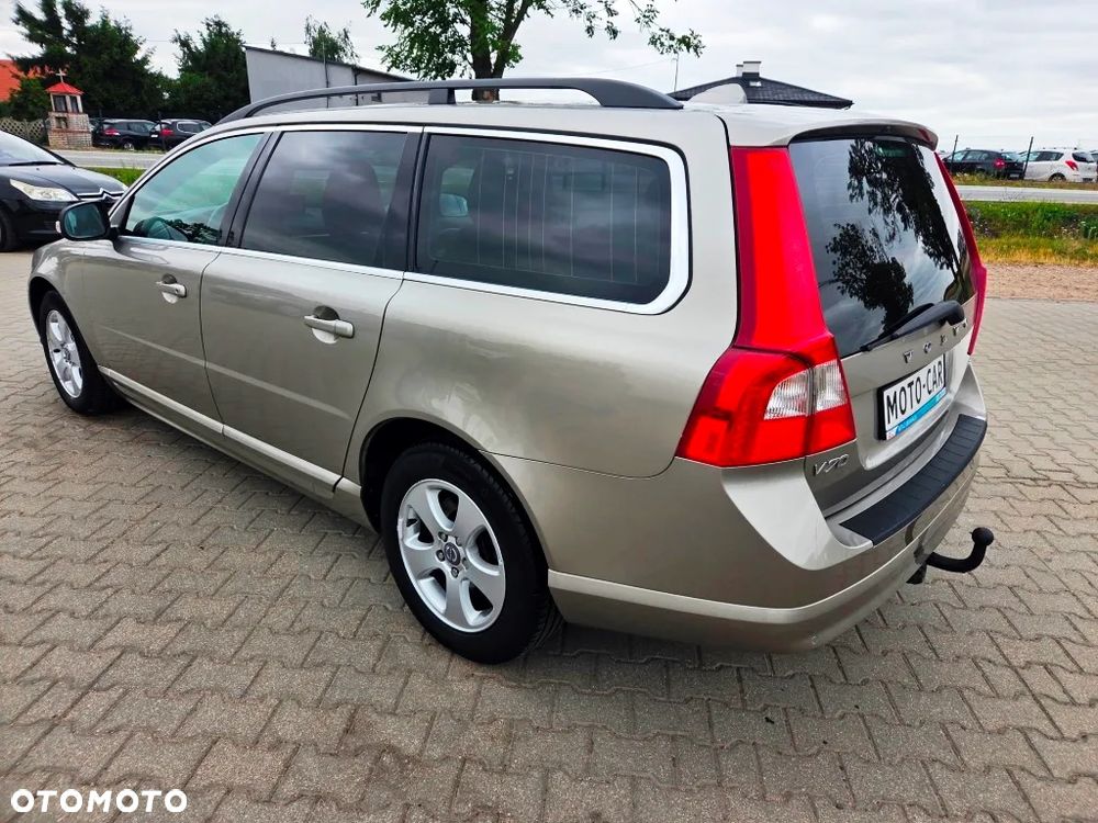 Volvo V70 2.0D Momentum - 16