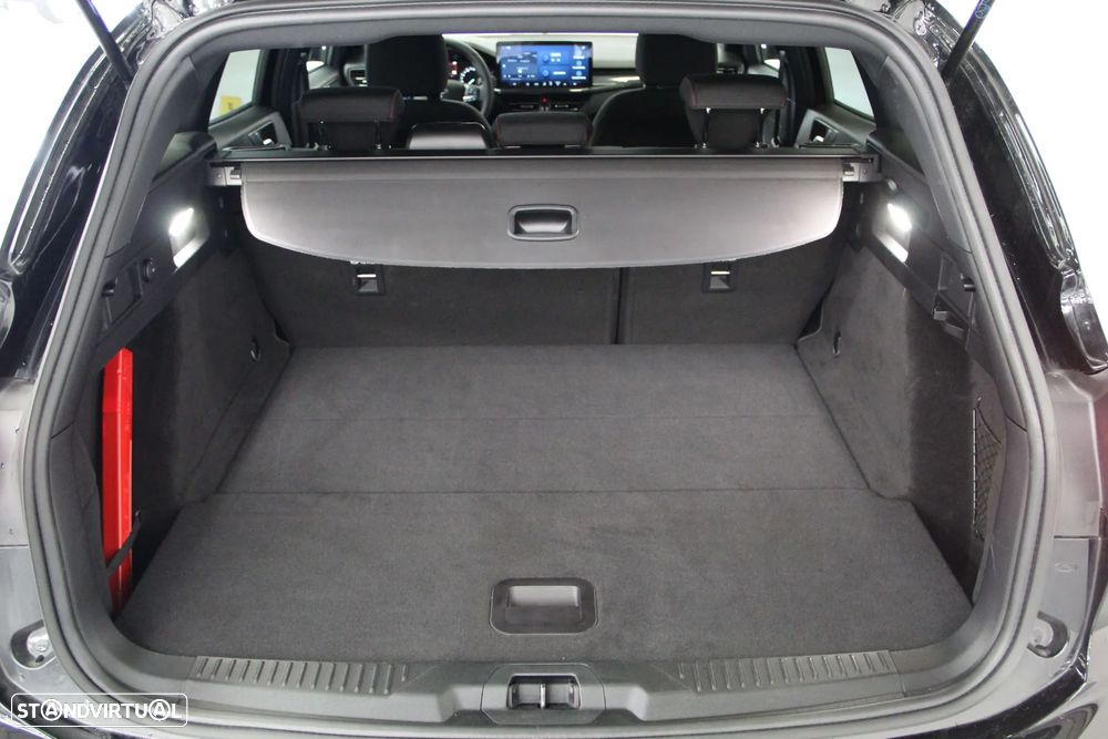 Ford Focus SW 1.0 EcoBoost MHEV ST-Line Aut. - 23