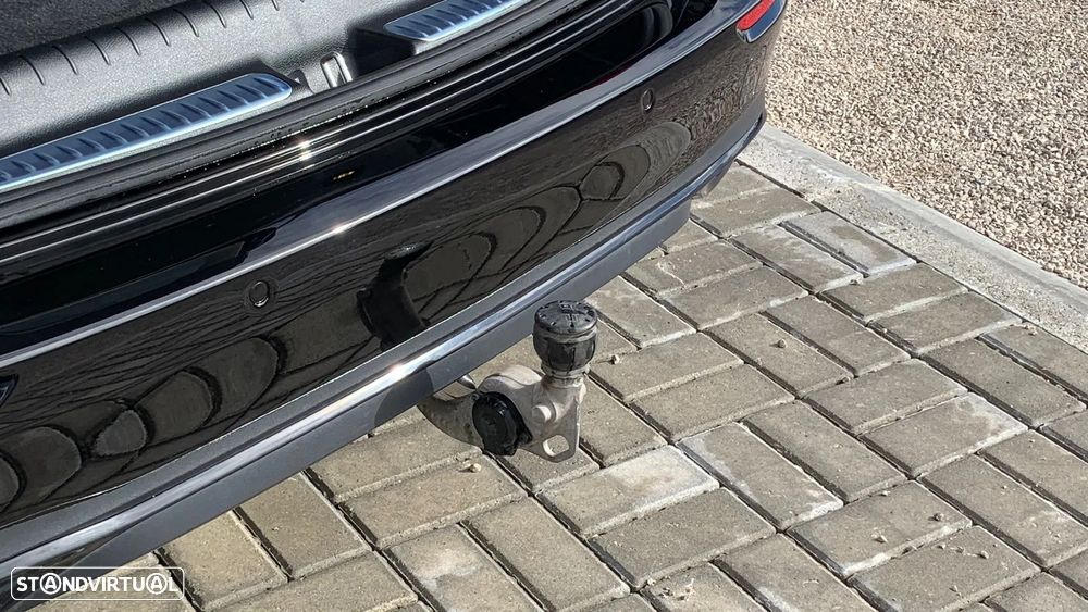 Mercedes-Benz C 300 e Avantgarde - 35