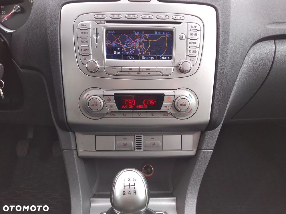 Ford Focus 1.6 TDCi DPF Trend - 17