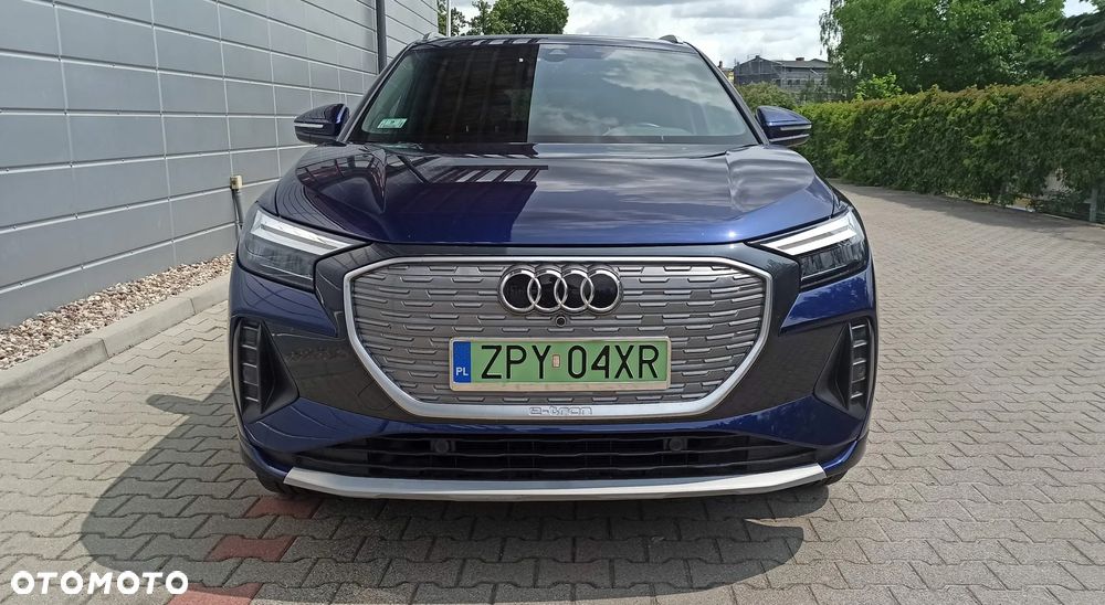 Audi Q4 e-tron 50 quattro - 4