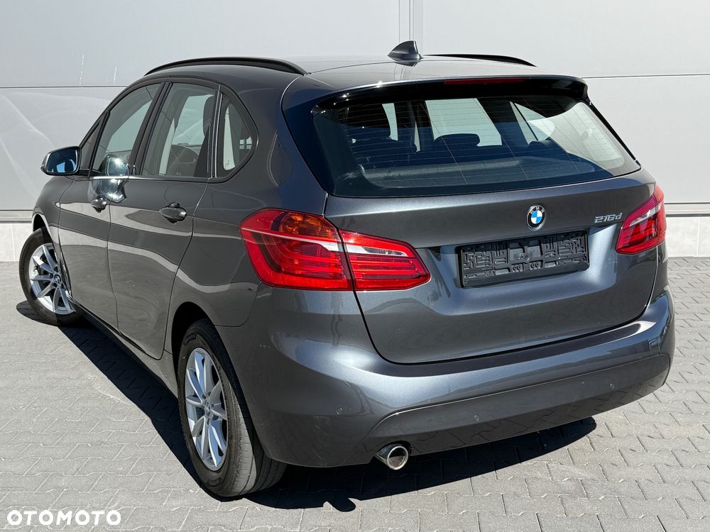 BMW Seria 2 216d Luxury Line - 11