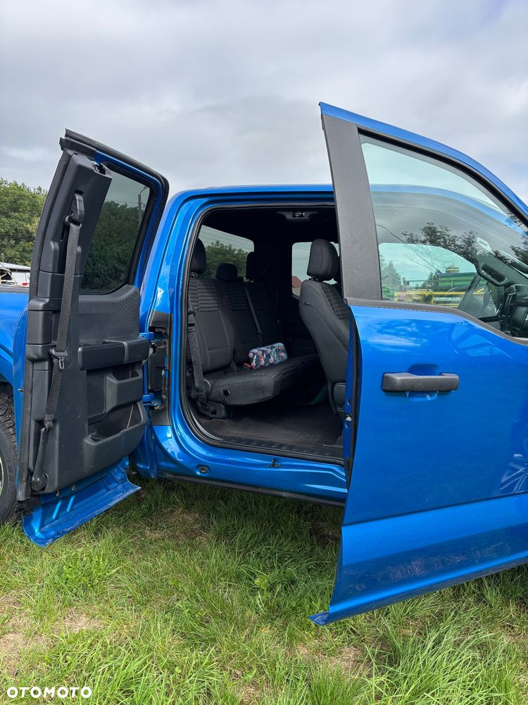 Ford F150 - 4