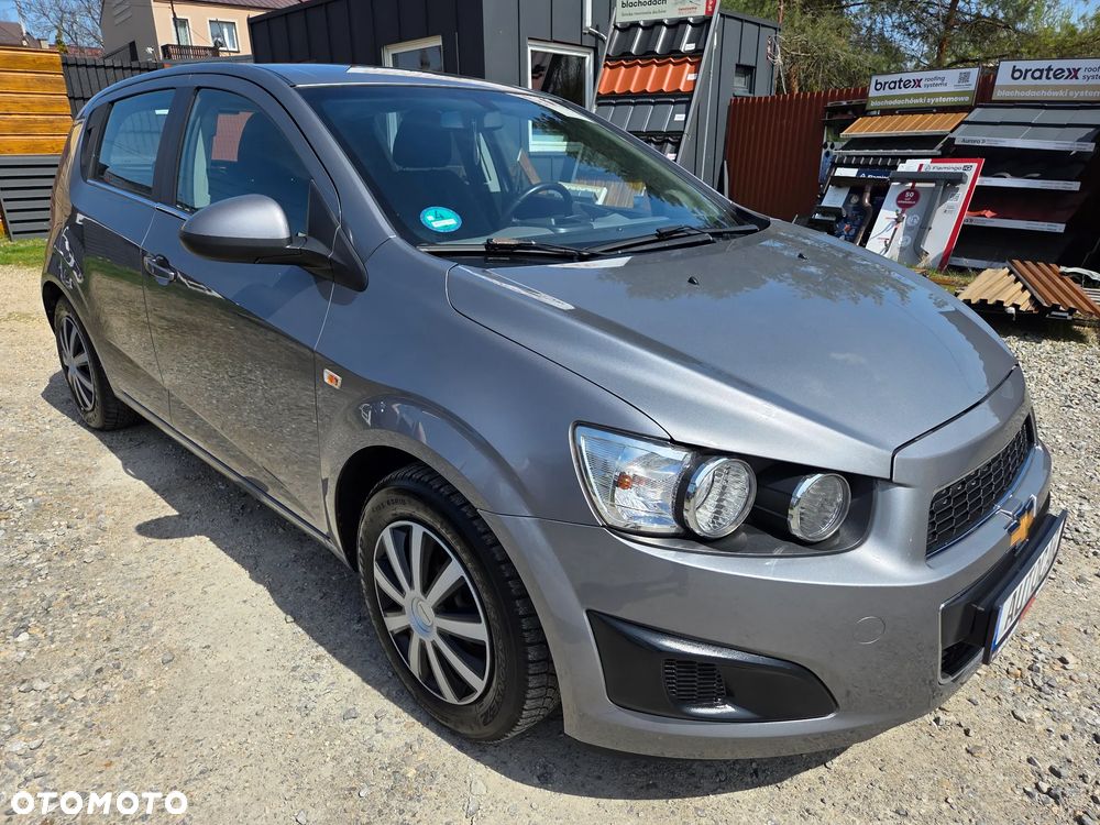 Chevrolet Aveo 1.6 LTZ - 8