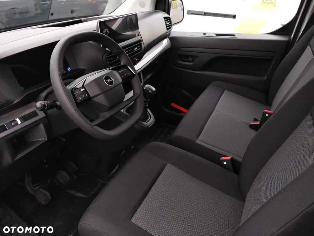 Opel Vivaro - 12