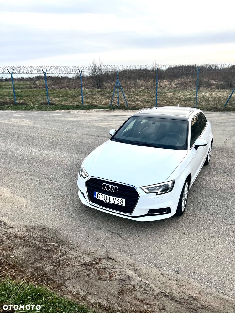 Audi A3 Sportback - 2