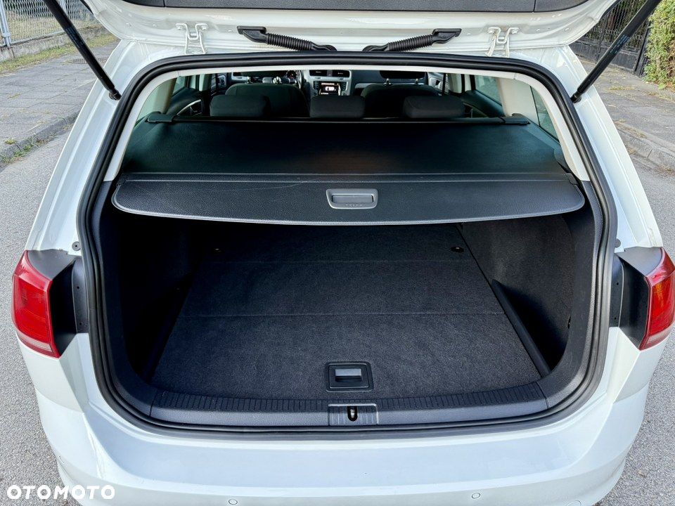 Volkswagen Golf 1.4 TSI (BlueMotion Technology) Highline - 38