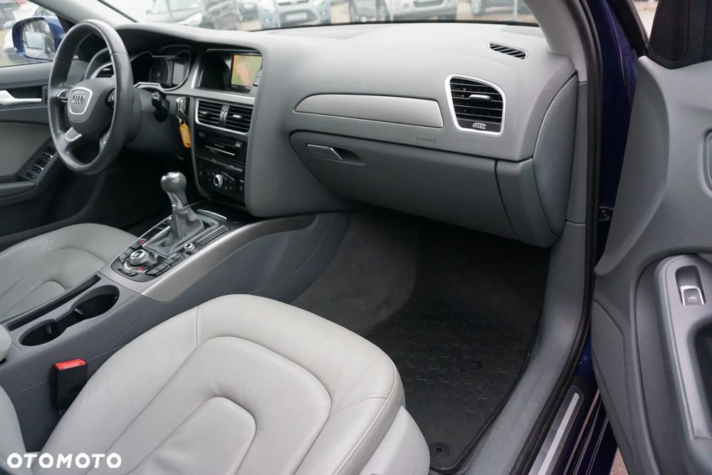 Audi A4 Avant - 15