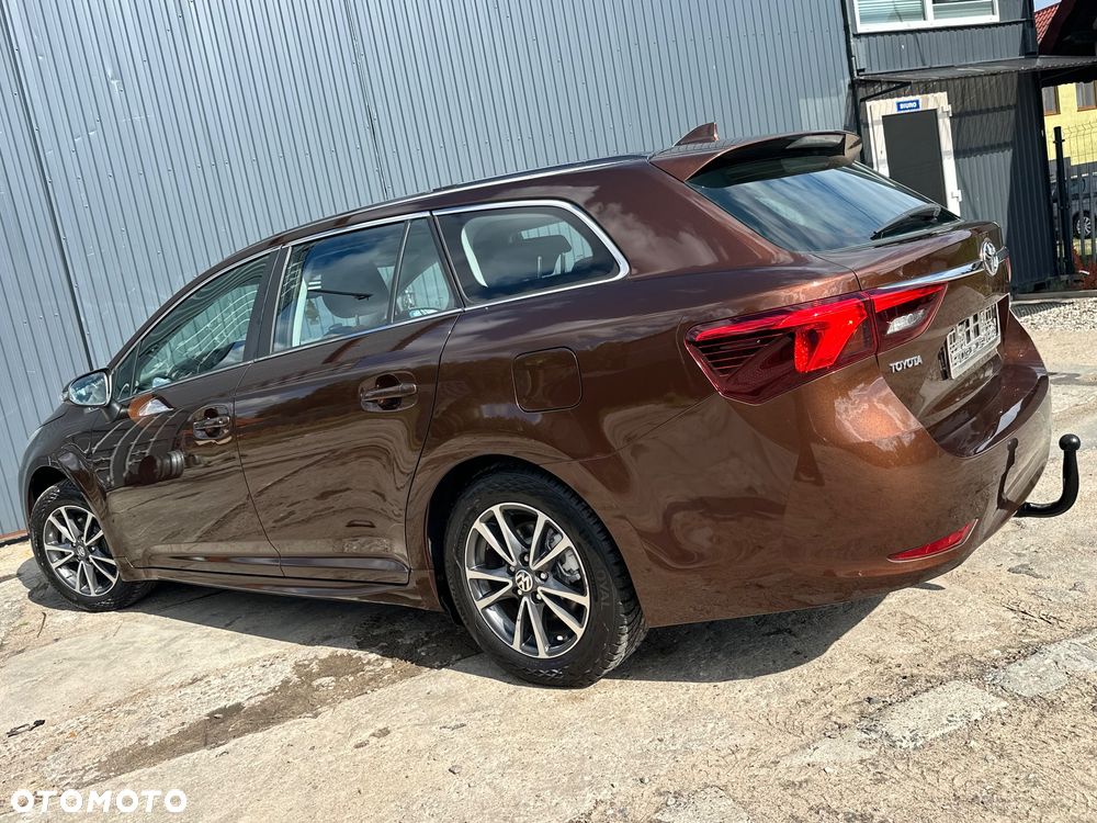Toyota Avensis Touring Sports 1.6 D-4D Business Edition - 25