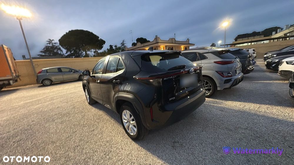 Toyota Yaris Cross Hybrid 116 1.5 VVT-i Business Edition - 4