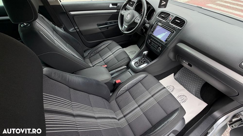 Volkswagen Golf - 31