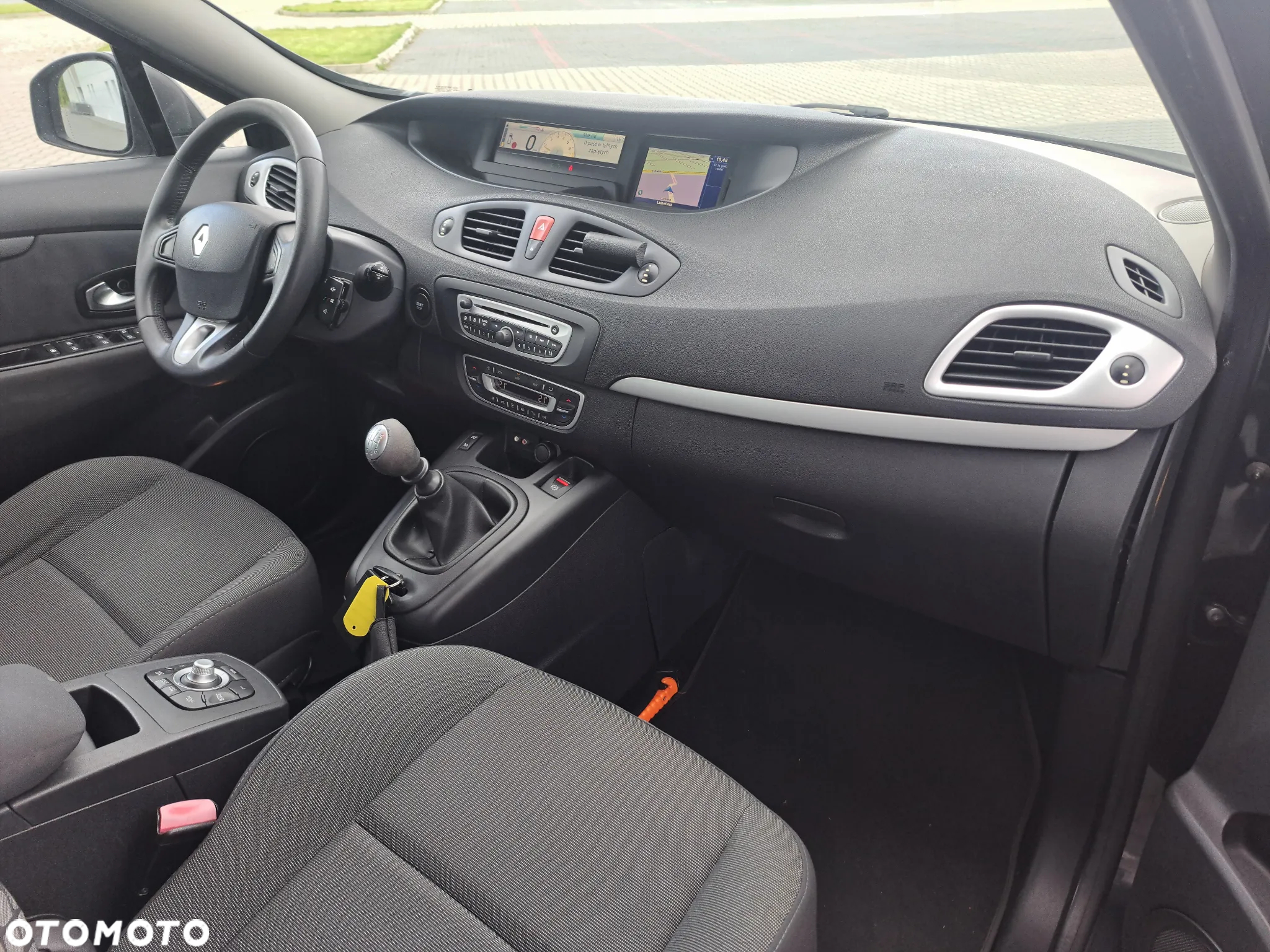 Renault Scenic 1.6 16V TomTom Edition - 22