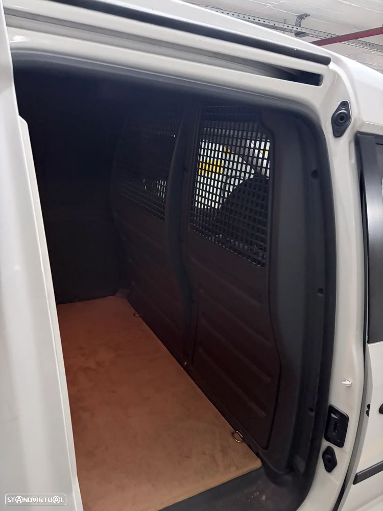 VW Caddy 1.6 TDI - 11