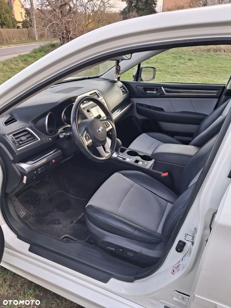 Subaru Legacy 2.5i Sport - 17