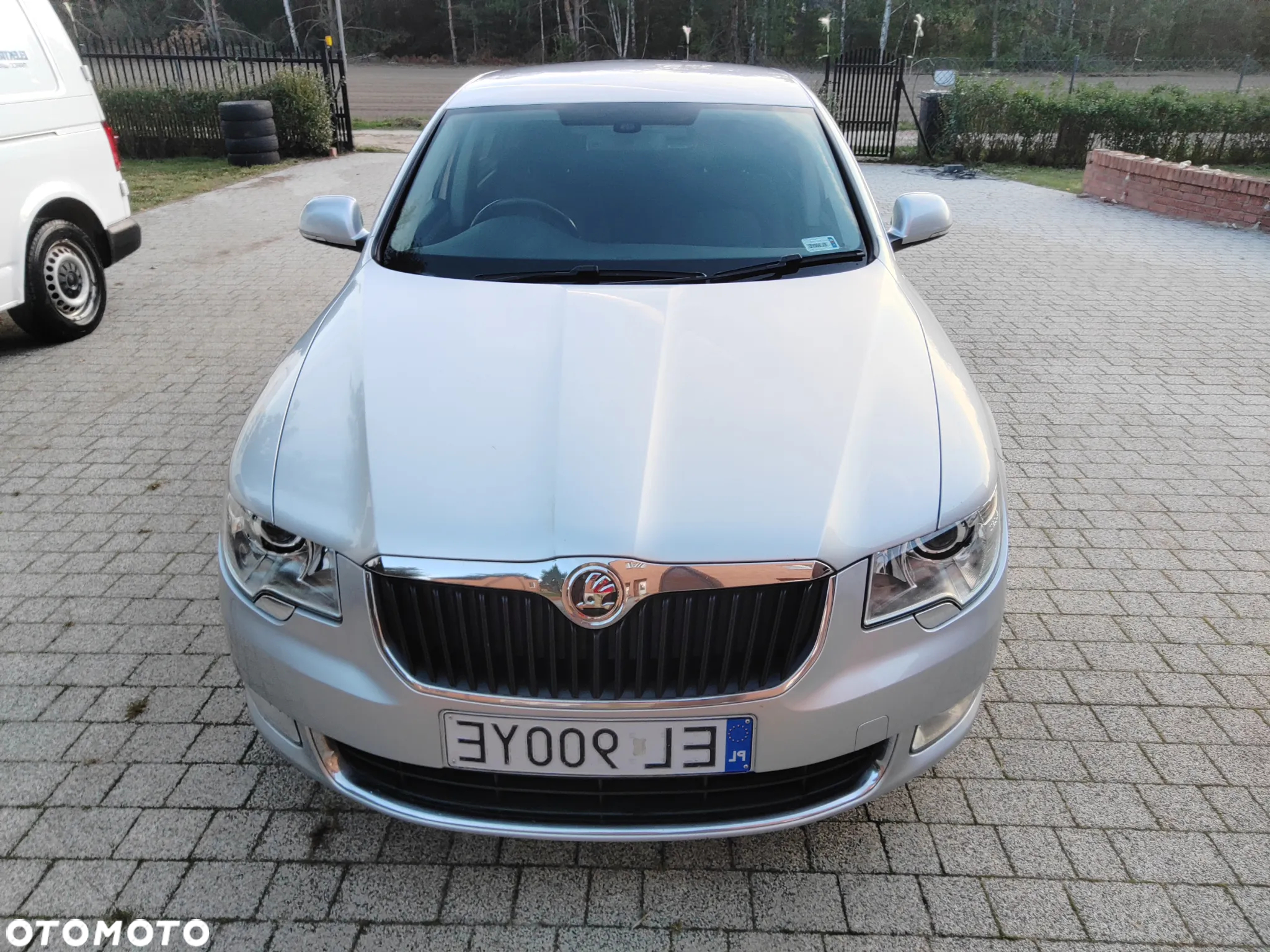 Skoda Superb 2.0 TDI Ambition - 29