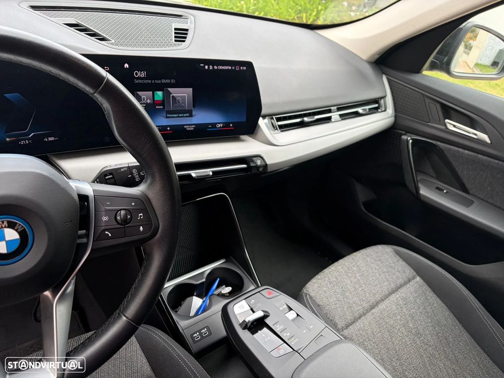 BMW iX1 xDrive30 - 14