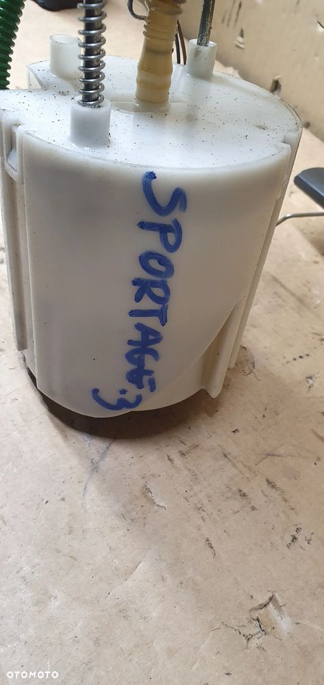 Pompka paliwa pływak pompa Kia Sportage III 1.7 CRDI 31110-2Y200 - 7