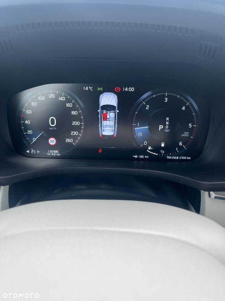 Volvo XC 60 B4 D Momentum Pro - 14