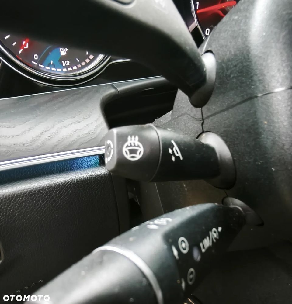 Mercedes-Benz Klasa E 220 d 4Matic 9G-TRONIC - 15