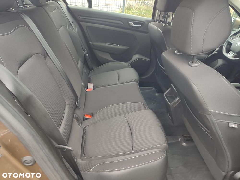 Renault Megane 1.6 SCe Zen - 11