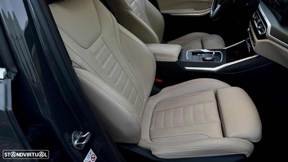 BMW 330 e Pack Desportivo M Auto - 15