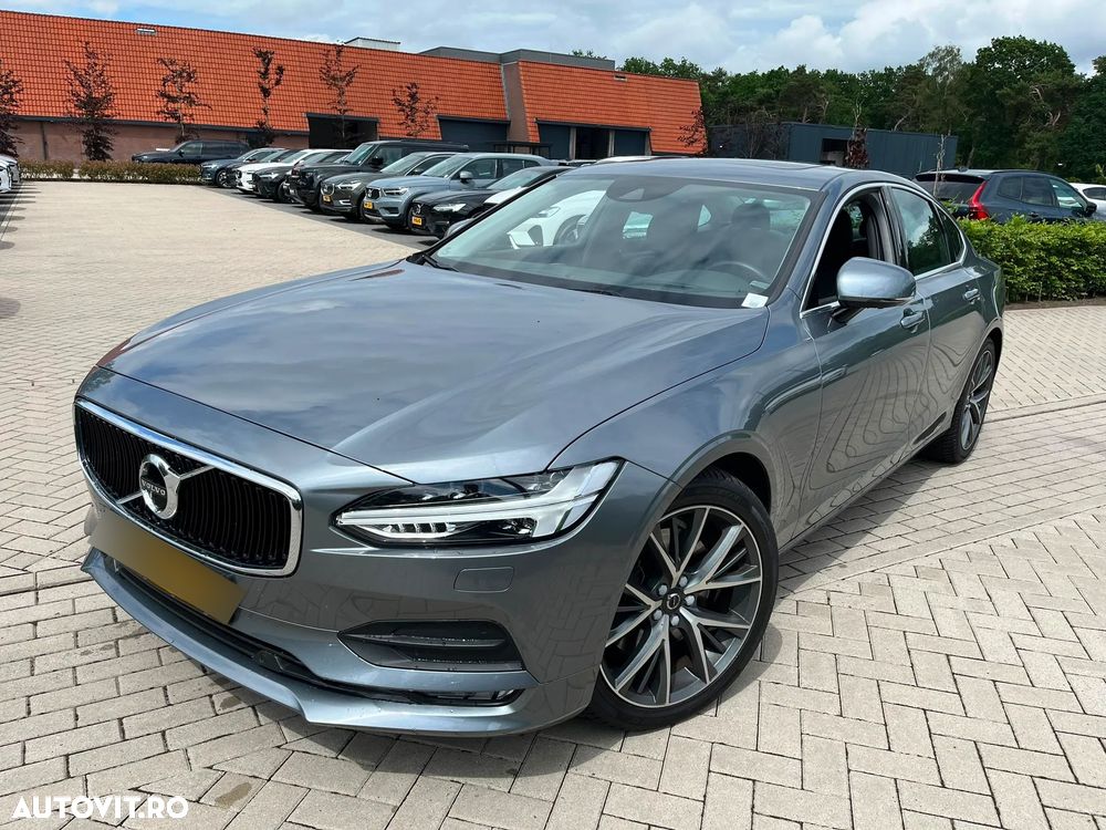 VOLVO S90 2019