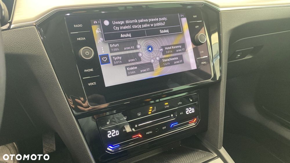 Volkswagen Passat - 20