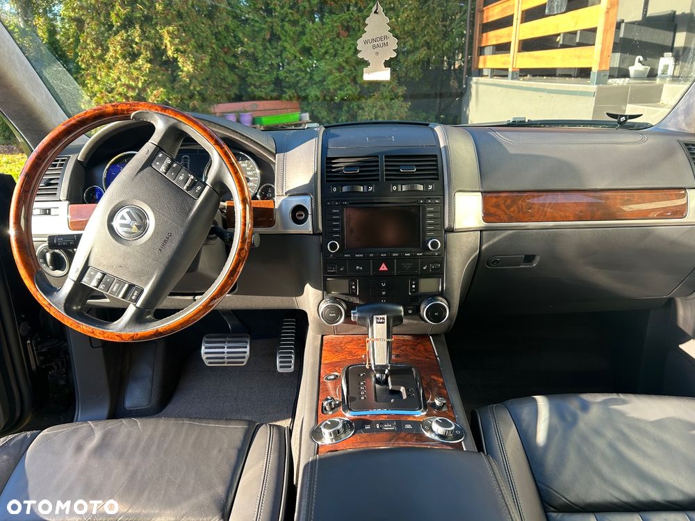 Volkswagen Touareg 5.0 V10 TDI DPF Automatik Exclusive Edition - 19