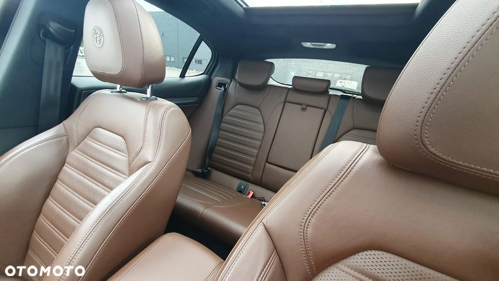 Alfa Romeo Stelvio 2.0 Turbo Executive Q4 - 5