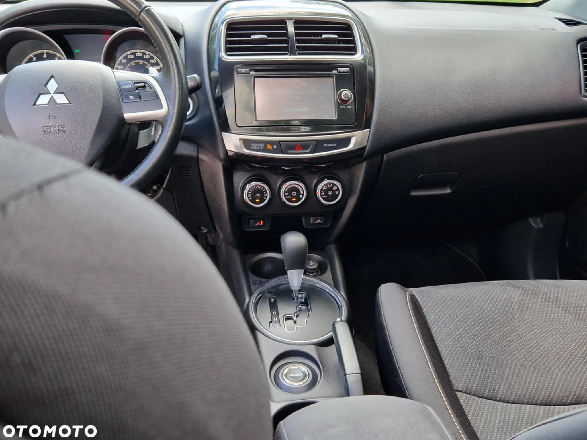 Mitsubishi ASX 2.0 4WD CVT Spirit+ - 17