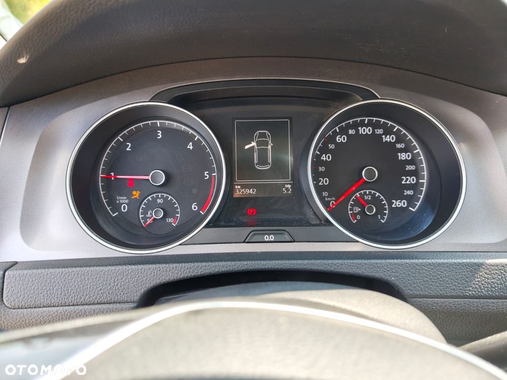 Volkswagen Golf 1.6 TDI BMT Highline - 27