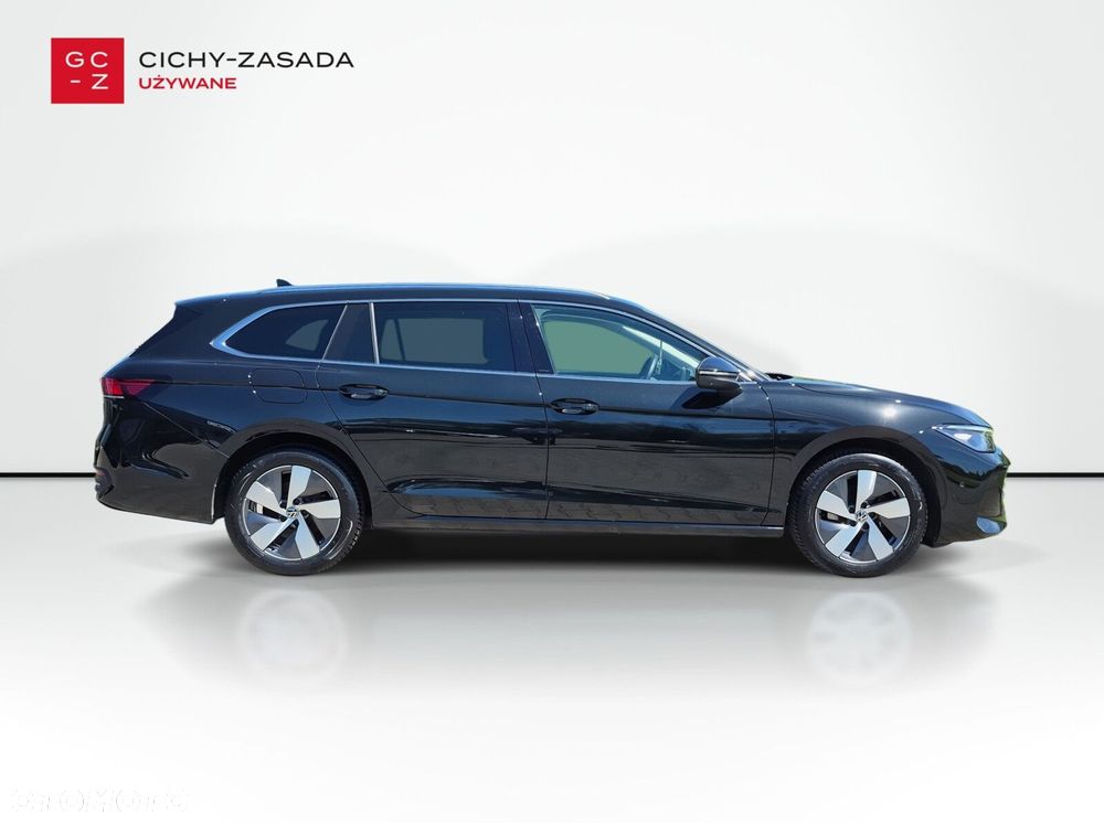 Volkswagen Passat Variant 1.5 TSI EVO Business DSG - 6
