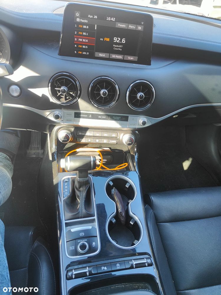 Kia Stinger - 6