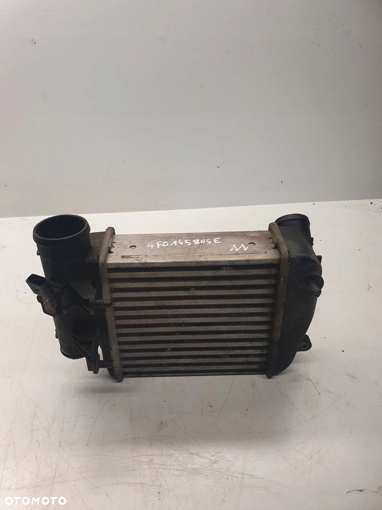 CHŁODNICA INTERCOOLER AUDI A6 2.7 3.0 4F0145805E - 2