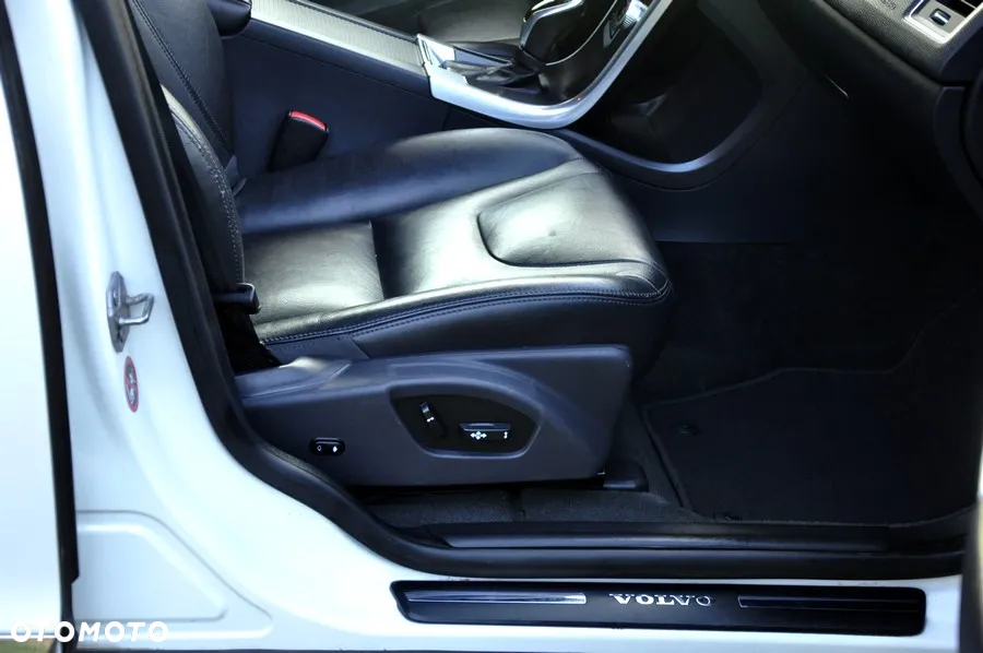 Volvo XC 60 T5 Powershift Summum - 20