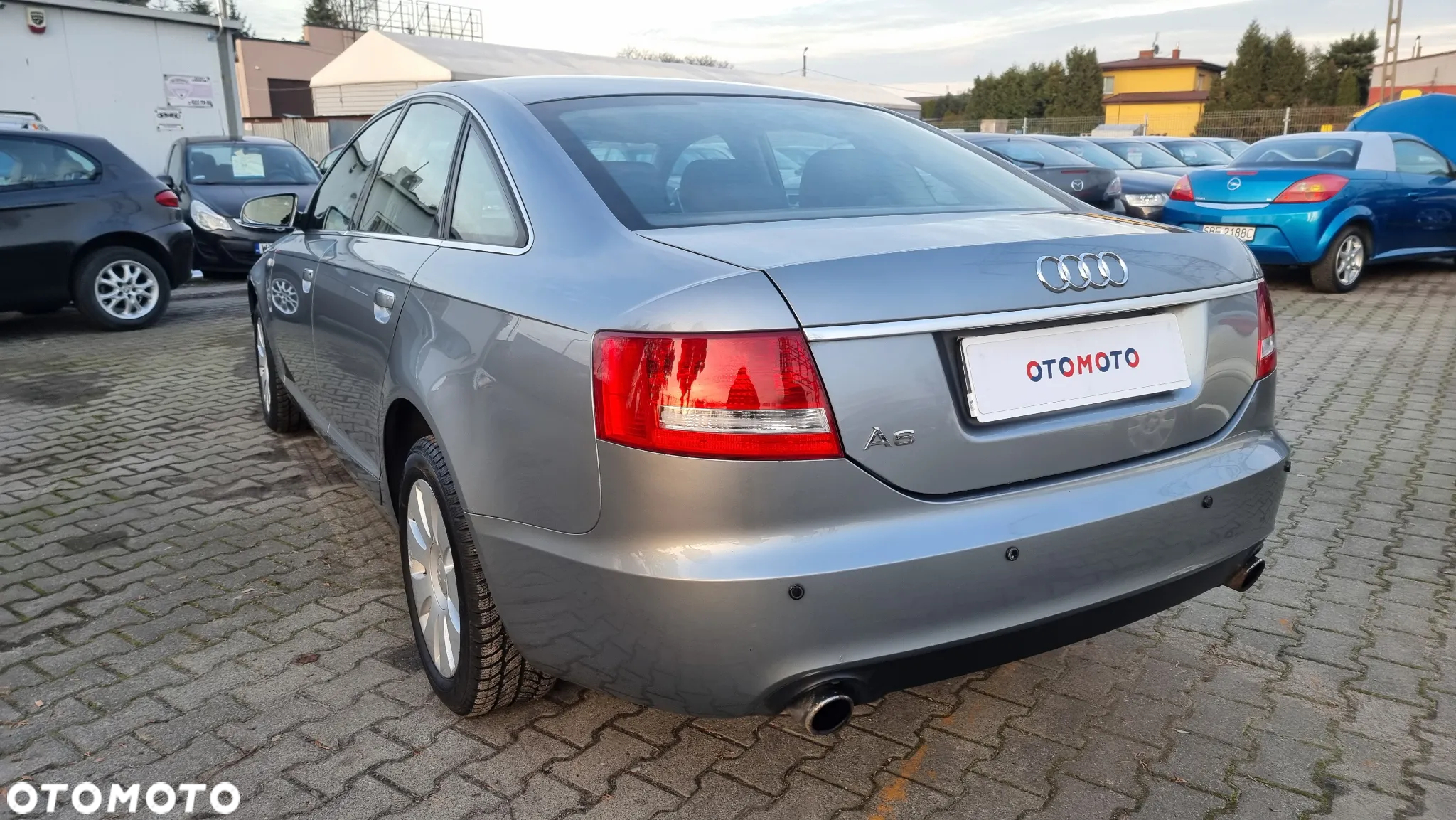 Audi A6 2.0T FSI - 25