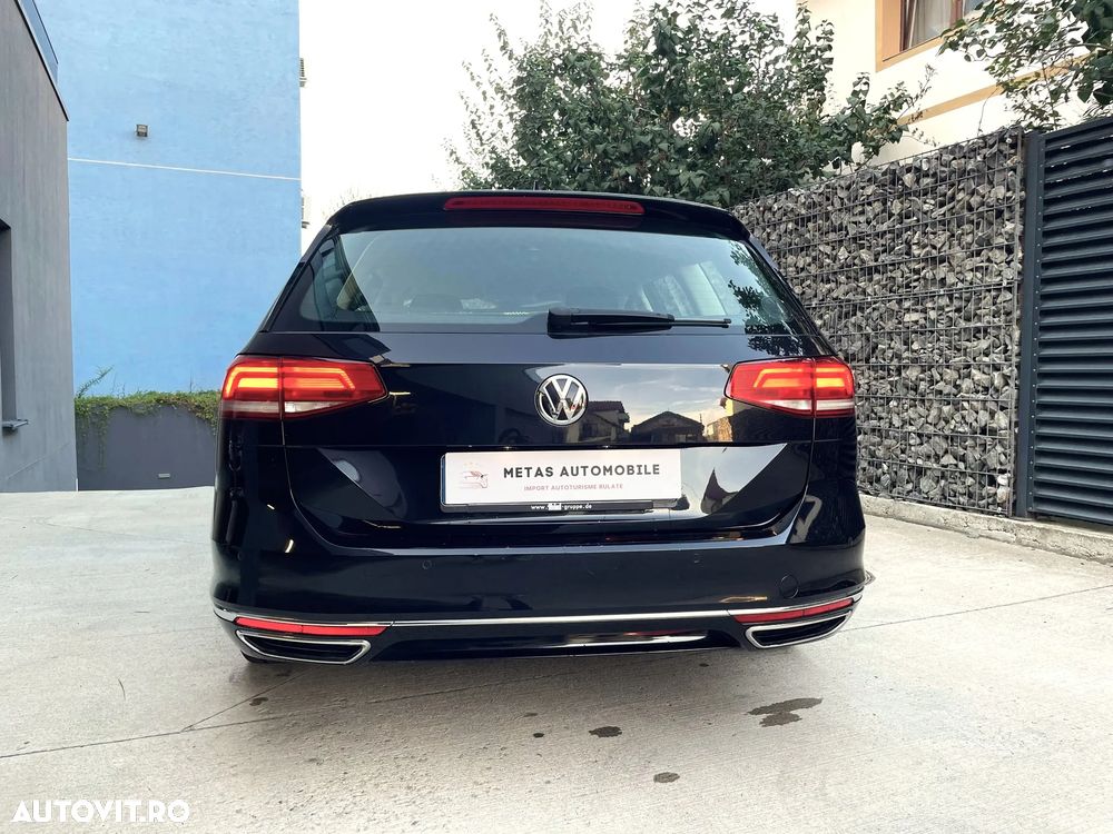 Volkswagen Passat 2.0 TDI DSG 4Motion Comfortline - 14