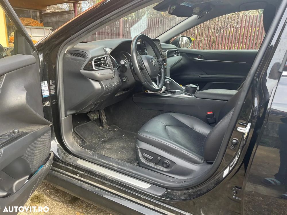 Toyota Camry 2.5 Hybrid Dynamic - 4