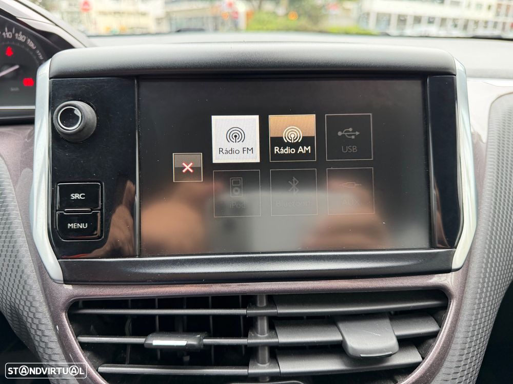 Peugeot 2008 1.2 VTi Active - 25