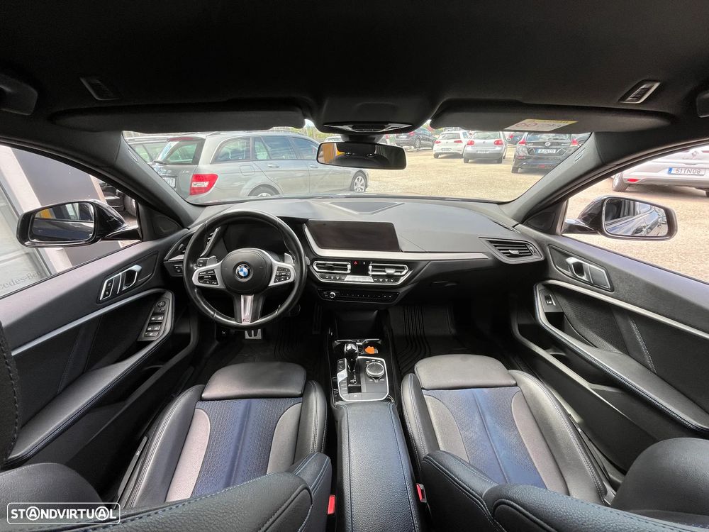 BMW 118 d Pack Desportivo M - 11